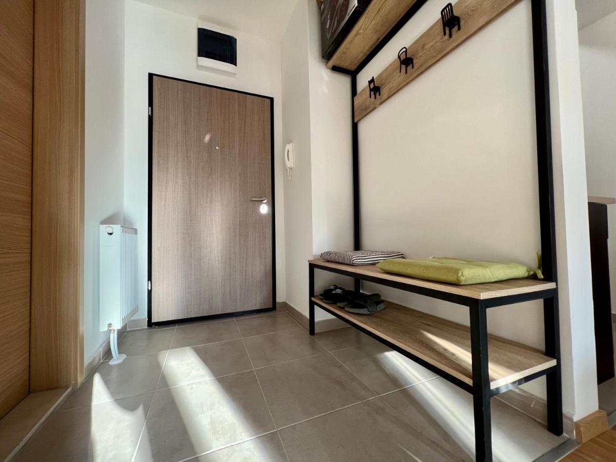 Sara'S Apartment Cozy And Close To Center With Private Parking Скопие Екстериор снимка